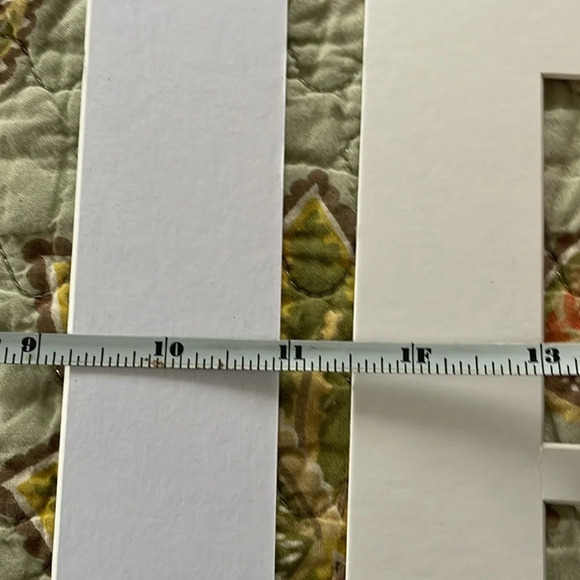 5 new/unused white picture frame mats. Sizes shown in pics. - Picture 6 of 8
